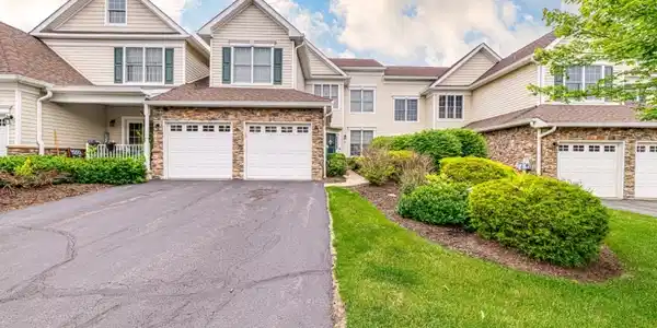 19 Briar Ct