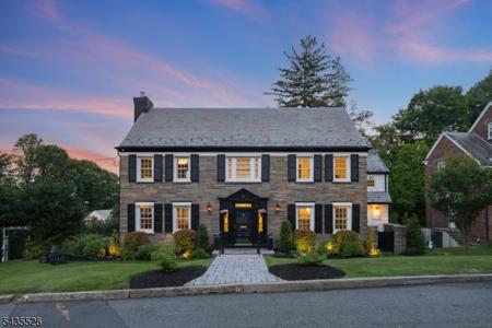 41 Crestwood Dr