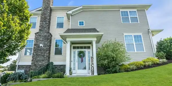 18 Blazingstar Way