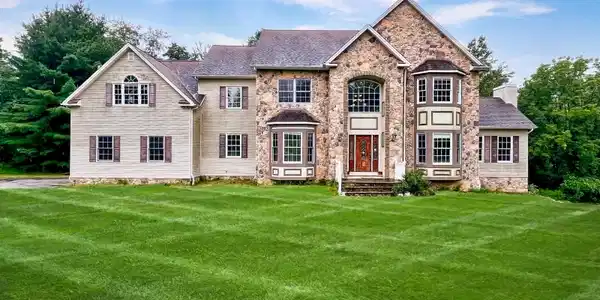 15 Berry Ct