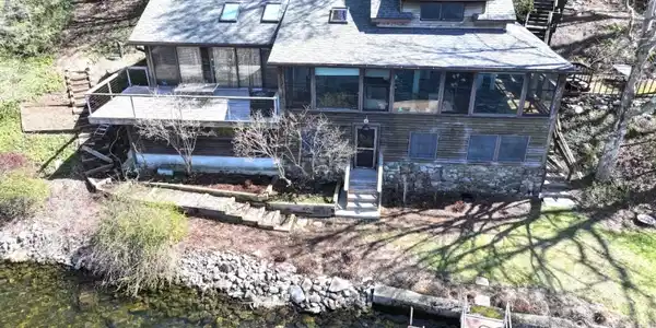 56 E Shore Trl