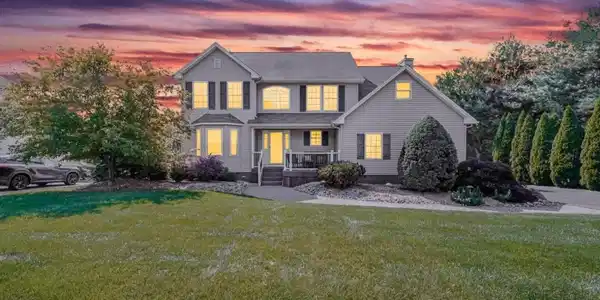 3 Mackenzie Ln
