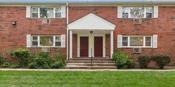 2467 RT 10 Bldg 13 Unit 8A