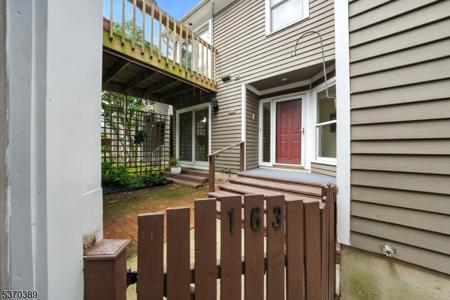 163 Grandview Ln