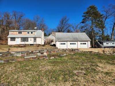 116 Johnston Dr