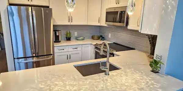 5 Maple Cres