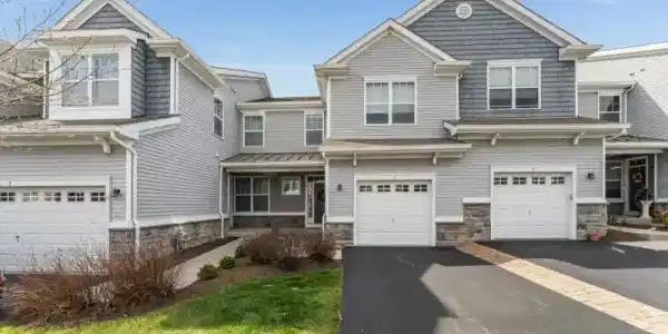 5 Blazing Star Way