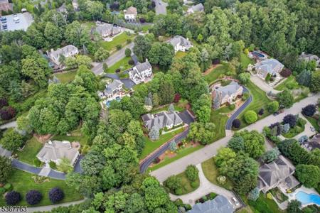 84 Walsh Dr