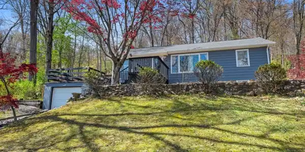 167 Mount Hope Ave