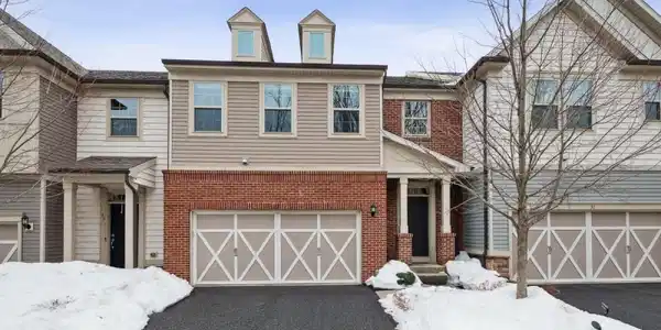 33 Albert Ct