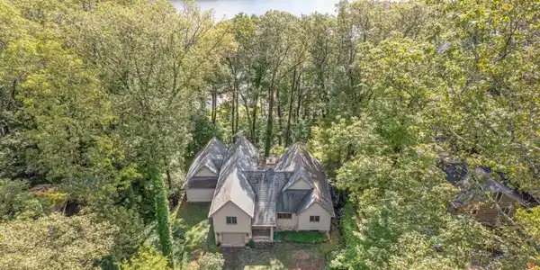 215 Aniwa Rd