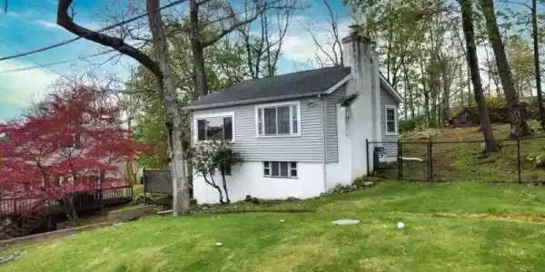 36 Wildwood Shores Dr