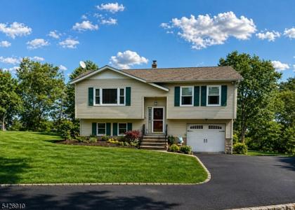 38 Ivy Pl