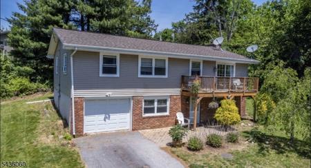 33 Lincoln Ave