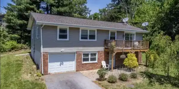 33 Lincoln Ave