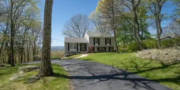 103 Panorama Dr