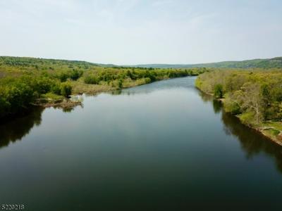 74 River Rd