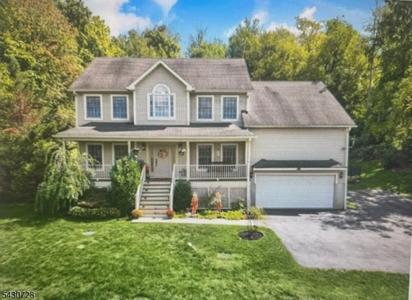 332 Lake Wallkill Rd