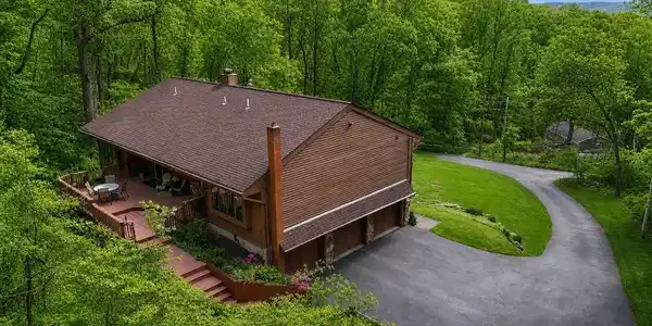 7 Sheba Dr