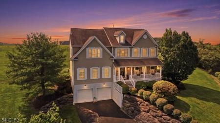 10 Spyglass Hl