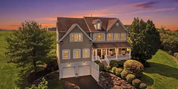 10 Spyglass Hl