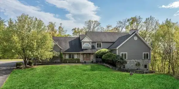 65 Gunn Rd