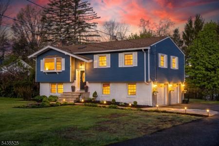 29 Lake Wallkill Rd