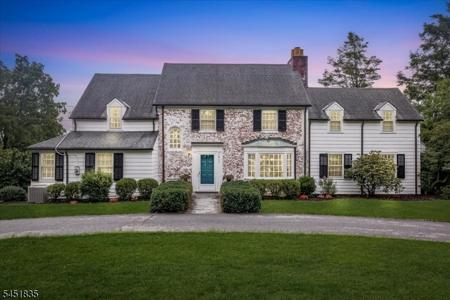 1511 Long Hill Rd