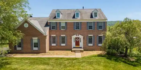 21 Surry Lane