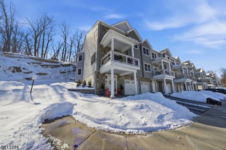 71 Halina Ln