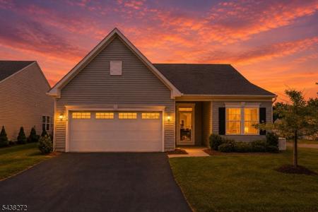14 Mountain View Ln