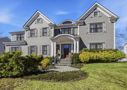 107 Longview Ave