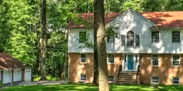103 Mountain Top Rd