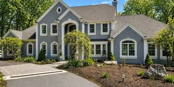 4 Deer Trail Rd
