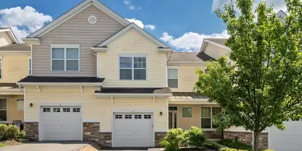 6 Alexanders Rd