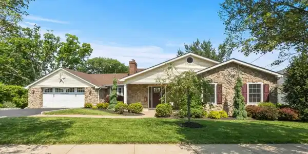 41 College Rd