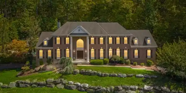 38 Morgan Dr