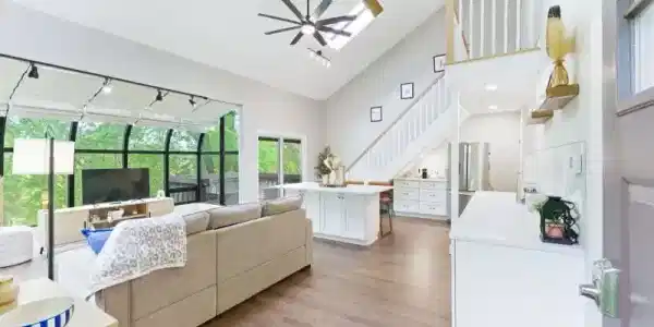 2 Falkenstein Dr
