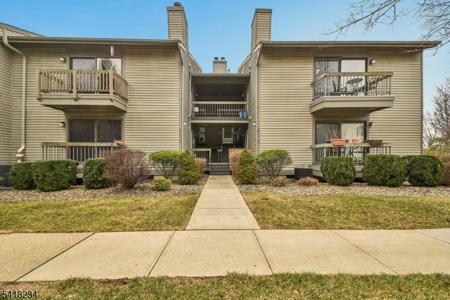 47 Sam Bonnell Dr