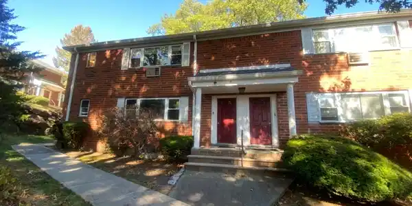 2467 Rte 10 E