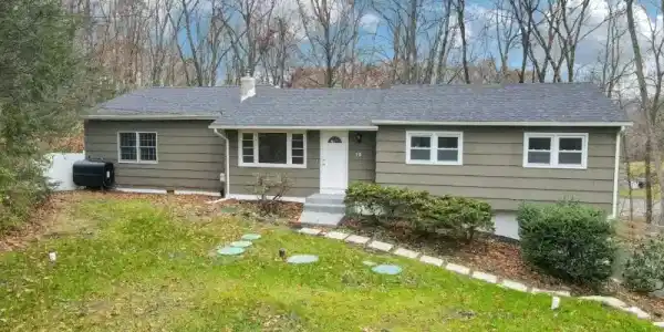 19 Courtland Dr