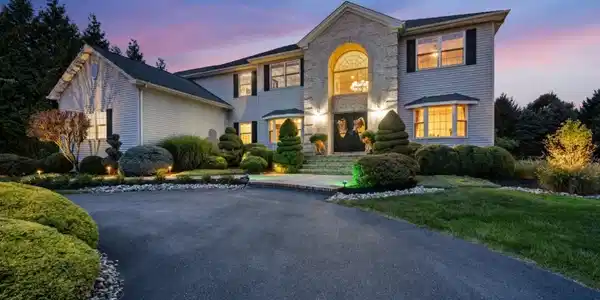 103 Cardinal Way