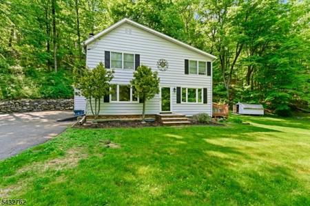 84 Scudders Rd