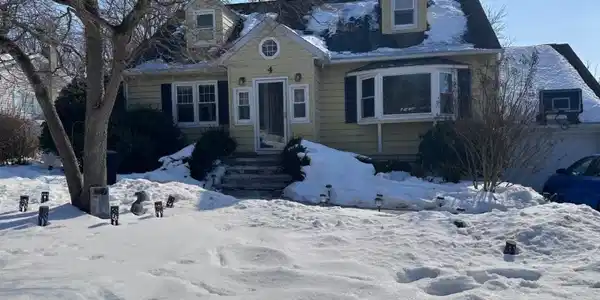 4 Elizabeth Ave