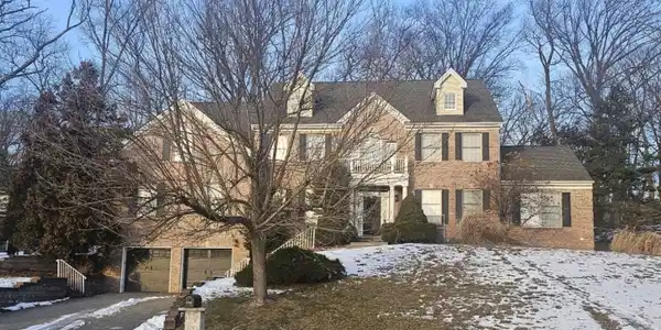 23 Hearthstone Dr