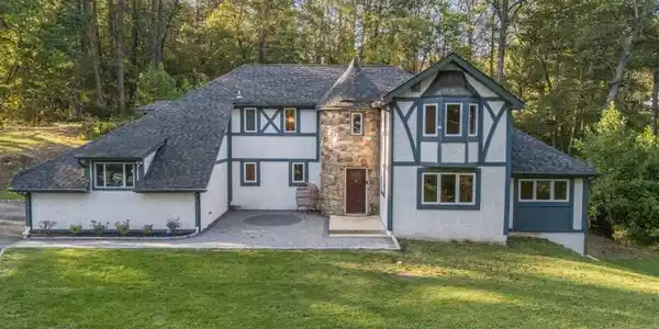 74 Mountain View Road