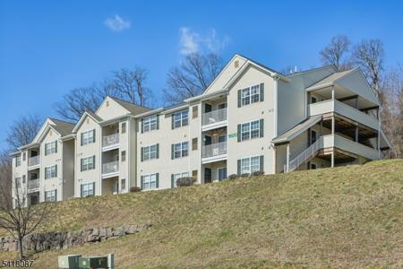1636 King Ct