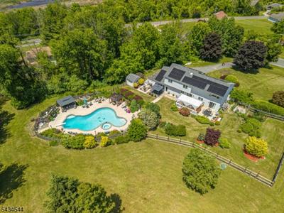 4 Campbell Dr