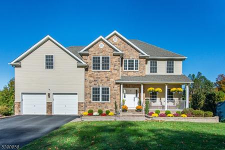 10 Salmon Ct