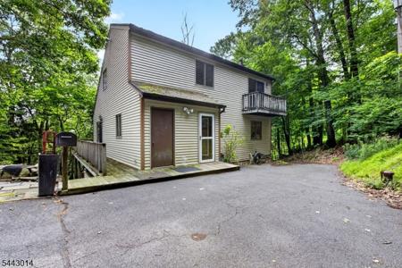 1 Hillside Ave